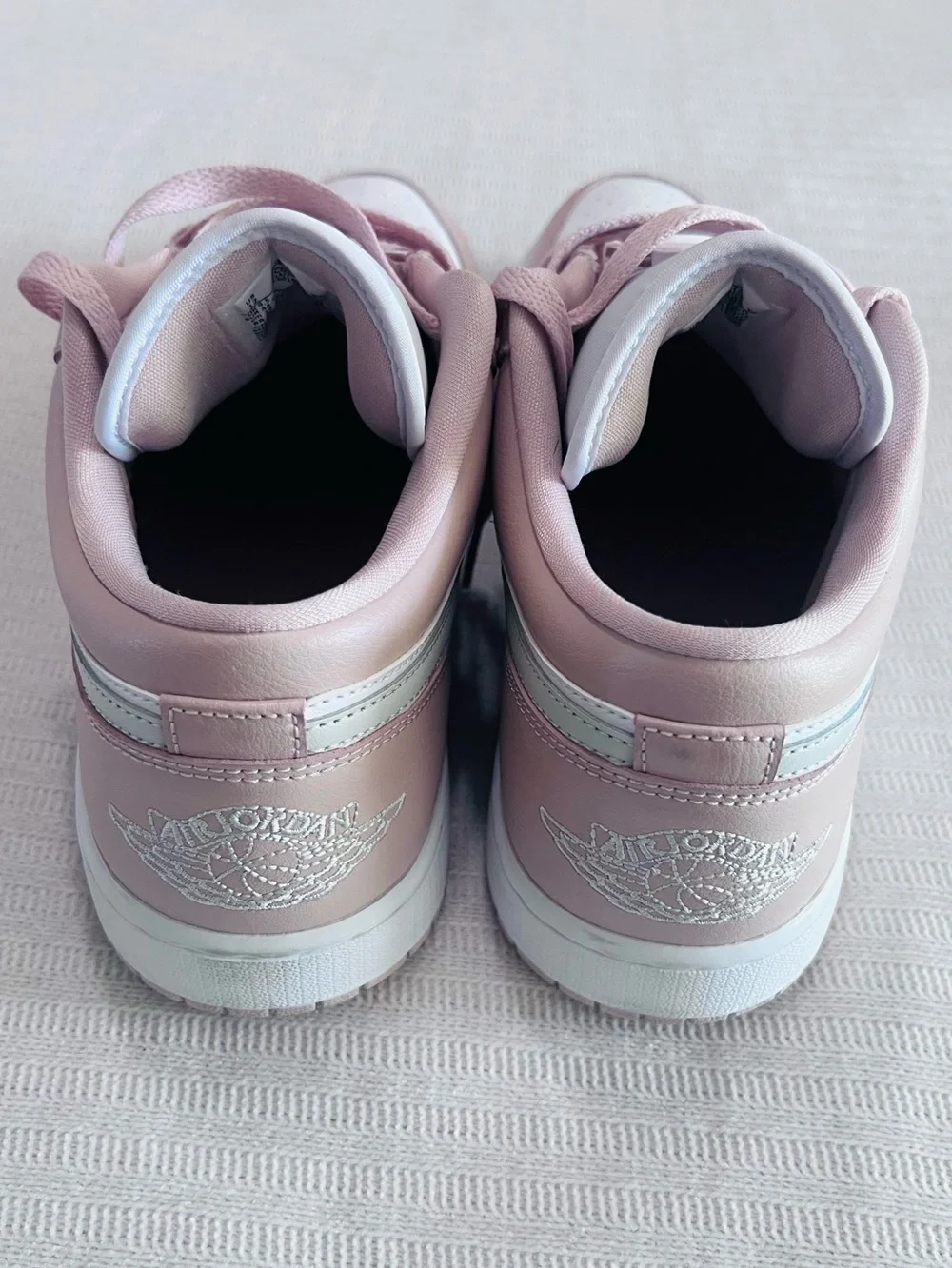 Air Jordan 1 Low 